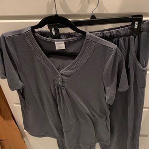 Women’s capri pajamas
